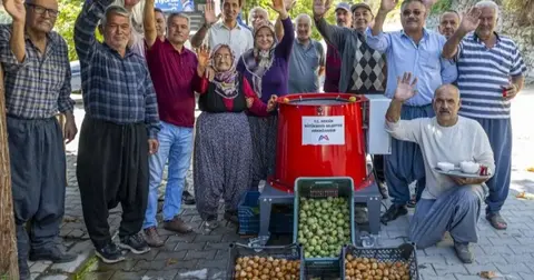 Mersin Büyükşehir’den üreticiye teknolojik destek