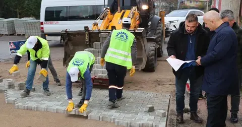 Kocaeli Gebze'de üstyapı çalışmalarını yerinde incelendi