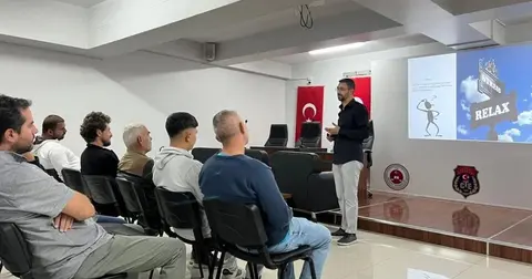 Kayseri Büyükşehir'den hükümlülerin topluma uyumu için eğitim semineri