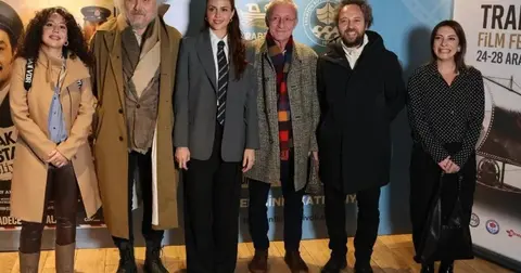 Trabzon'da 'Bak Postacı Geliyor' filmine yoğun ilgi