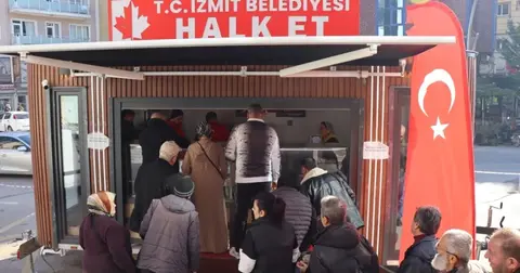 İzmit'te Halk Et'te yeni durak Kuruçeşme oldu