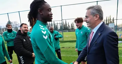 Rüstemler Tesisleri’nde Sakaryaspor’a moral desteği