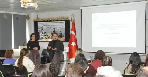 Balıkesir’de gençler aromatik bitkileri BAÇEM’de tanıdı