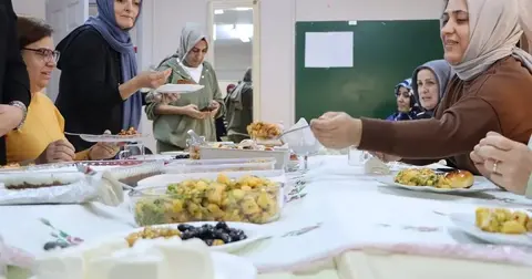 İstanbul Maltepe'de 'yerli malı' kadın emeğiyle kutlandı