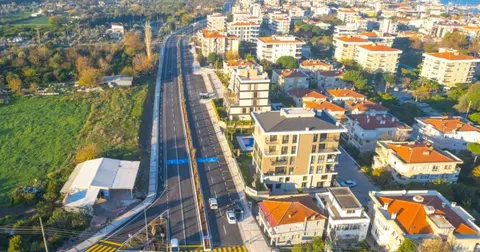 İzmir'de Cumhuriyet Bulvarı’nın ilk etabı tamamlandı