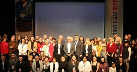 Nilüfer Belediyesi 2025 Yılın Yazarı Rıfat Ilgaz programını ödül töreniyle tamamladı