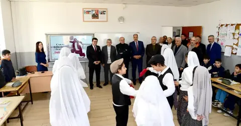 Malatya’da Başkan Er öğrencilerle buluştu