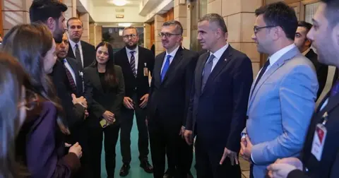 Burhanettin Duran'dan TBMM'de parlamento muhabirlerine ziyaret