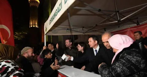 Bursa Osmangazi'de kandil simidi ikramı