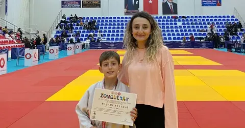 Kütahya Belediyespor judocusu Ahmet Burak Maran bronz madalya kazandı