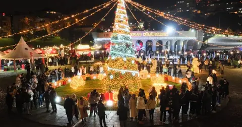 Bursa'da yeni yıl coşkusu yaşatan renkli etkinliklere devam
