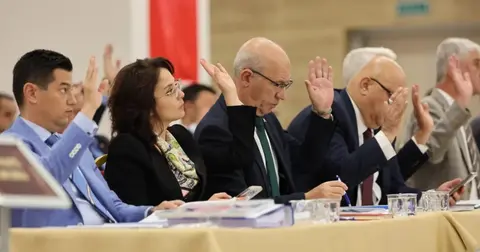 Muğla Büyükşehir Belediye Meclisi 2025'te 455 Karar Aldı, %95'i Oy Birliğiyle
