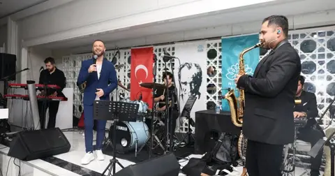 Bursa Nilüfer'de 'Bizim Ev'de 14. yıl coşkusu