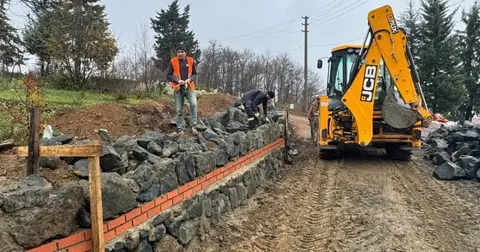 Kocaeli’de mezarlıklara 6 bin metreküp taş duvar