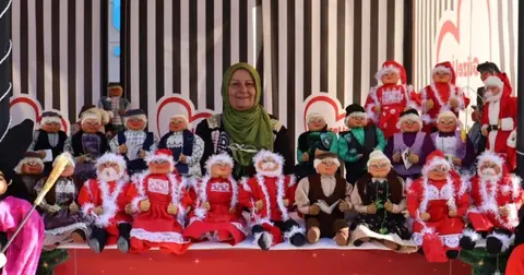 İzmit’te 'Yılbaşı İyilik Pazarı' başladı