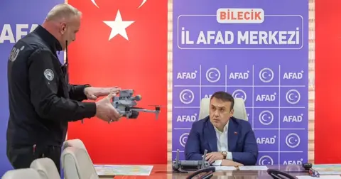 Bilecik Valisi AFAD İl Müdürlüğü'ni ziyaret etti, hazırlıkları inceledi