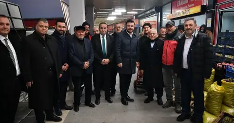 Memduh Büyükkılıç'tan Kayseri hal esnafına sabah ziyareti