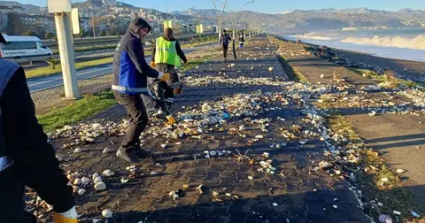Trabzon Büyükşehir’den Ayasofya sahiline hızlı müdahale