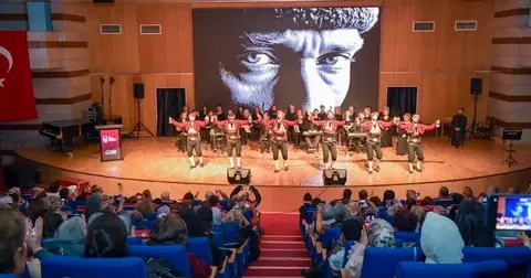 Atatürk'ün Ankara'ya gelişinin yıldönümü sanatla kutlandı