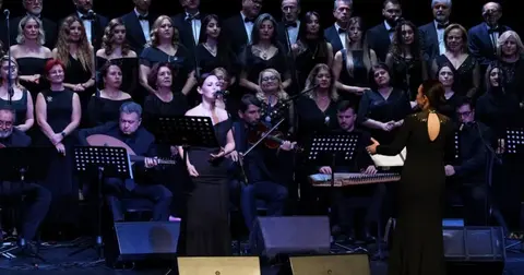 Kocaeli’de Türk Sanat Müziği korosundan yılın son konseri