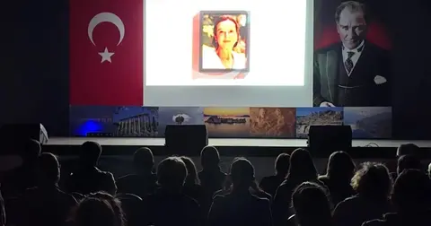 Muğla Milas'ta 'Vali Hanım' belgeseli izleyiciyle buluştu
