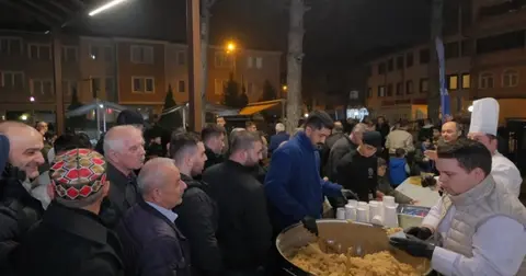 Bursa İnegöl'den bin kişilik helva ikramı