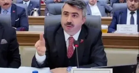 Başkan Yılmaz, Yıldırımlılara müjdeyi Büyükşehir Meclisi'nden duyurdu... Dar gelirlinin su faturasına 'Yıldırım' destek