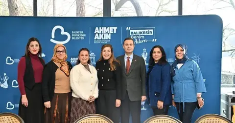 Ahmet Akın'dan 'kadın muhtar' vurgusu