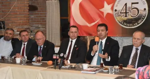 Manisa Dostlar Meclisi’nde Mahmut Arıkan konuk oldu