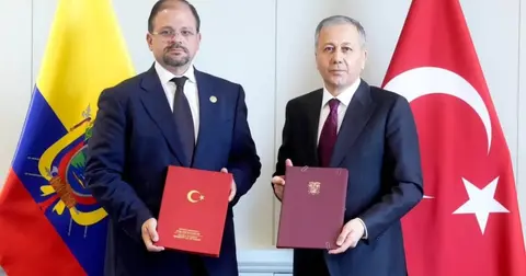Bakan Yerlikaya, Ekvatorlu mevkidaşıyla görüştü