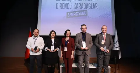 Karabağlar ’da dirençli kent hamlesi