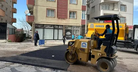 Gebze'de yıpranan yollara anında onarım