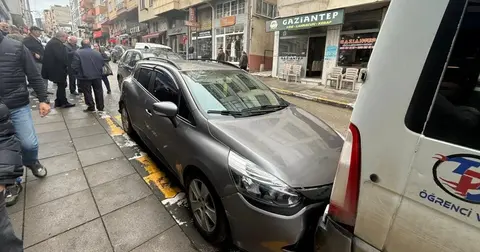 Akçakoca’da zincirleme kaza: 6 araçta hasar
