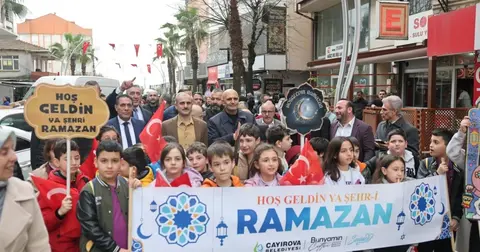 Kocaeli Çayırova’da Ramazan coşkuyla karşılandı