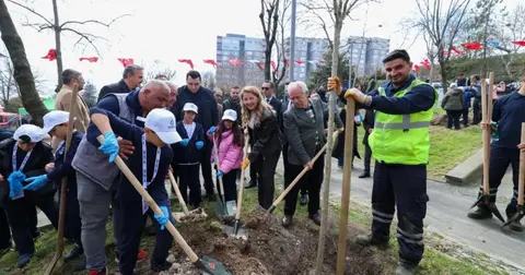 İstanbul Bakırköy'de minik eller can verdi