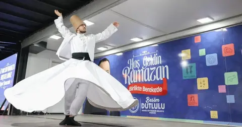 Alaşehirliler Manisa'nın sofrasında Ramazan ruhunu yaşadı