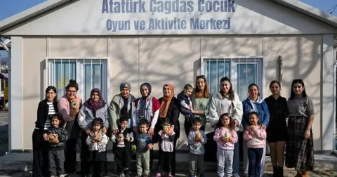 Bornovalı miniklere Çim Adam Atölyesi