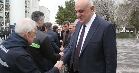 Başkan Erkoyuncu Çalışanlarla Bayramlaştı