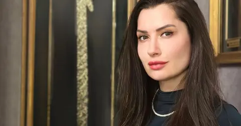 Hacer Özlem Çiçek'in yeni kitabı 'Vakti Gelenin Yolu' yayına çıktı