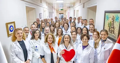 İzmir’de “Koruyan, Öğreten, İyileştiren” sağlık hamlesi