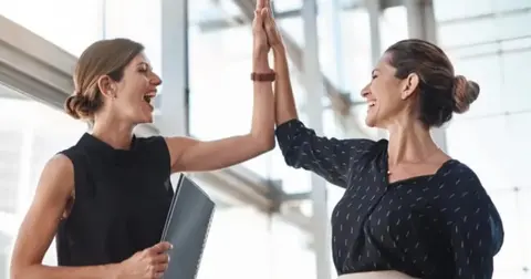 İstatistiklerle eğitim, işgücü ve sağlıkta kadın... Erkeklerden 5,2 yıl daha uzun yaşıyorlar