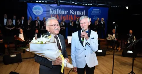 Türk Sanat Müziği Kayseri Kent Korosu kulakların pasını sildi