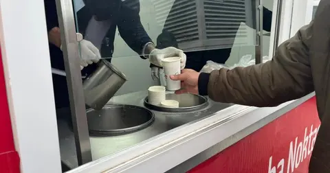 Bornova'nın çorba ikramı Manisa yoluna ulaştı