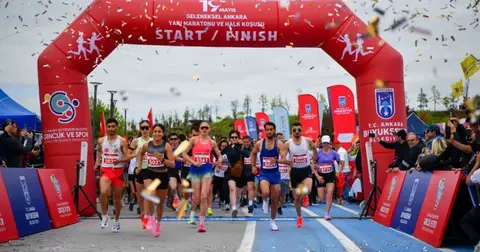 Ankara ATA Çiftliği’nde binlerce sporcu koştu