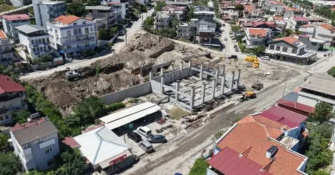 Dikili’nin yeni itfaiye binasında yüzde 30 tamamlandı