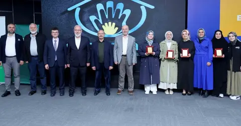 Umre ödüllü “Evlilik ve aile gelişim akademisi” tamamlandı
