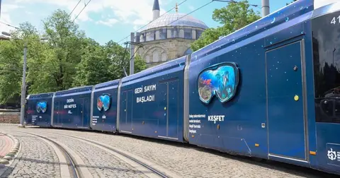Kocaeli’de tramvaylar su altı dünyasına dönüştü