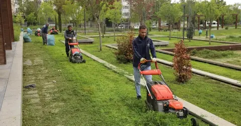 Diyarbakır parklarında yaz hazırlığı