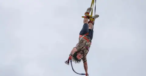 Kocaeli'de bungee jumping ile adrenalinli dakikalar