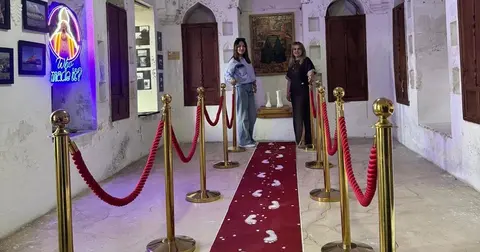 “Baskı / Altında” sergisi görünmeyen yüklerle yüzleştirdi